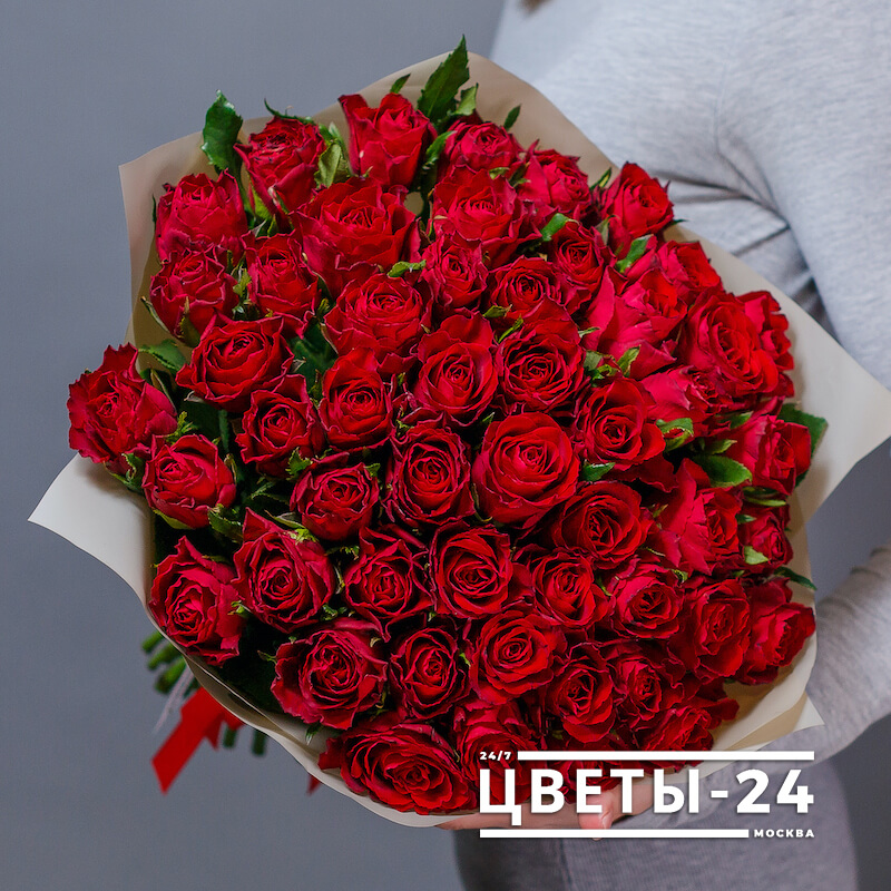 Розы с доставкой по москве недорого 51 роза бокс подарки для девушки